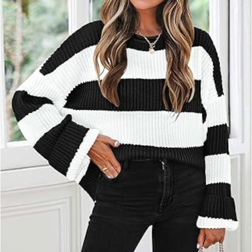 Chic Striped Black and White Women's Sweater